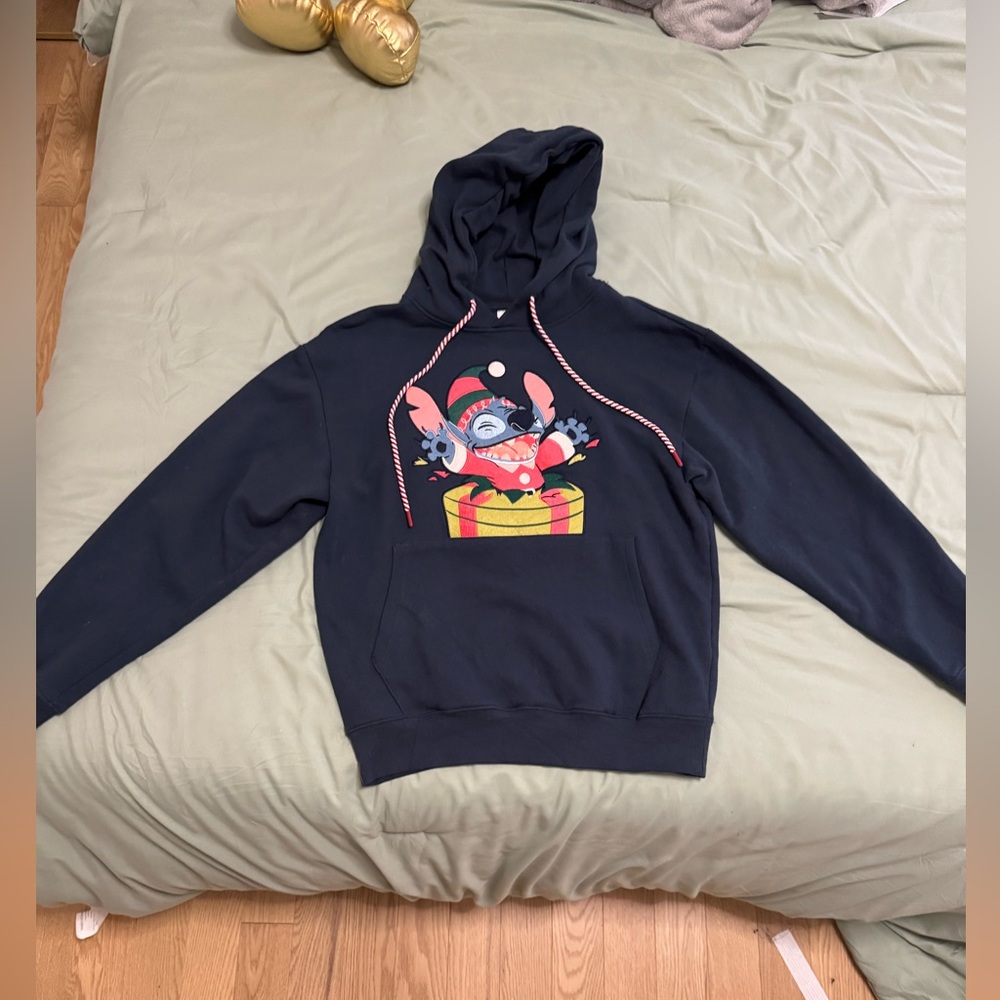Walt Disney World - Stitch Christmas 2024 Hoodie - Small